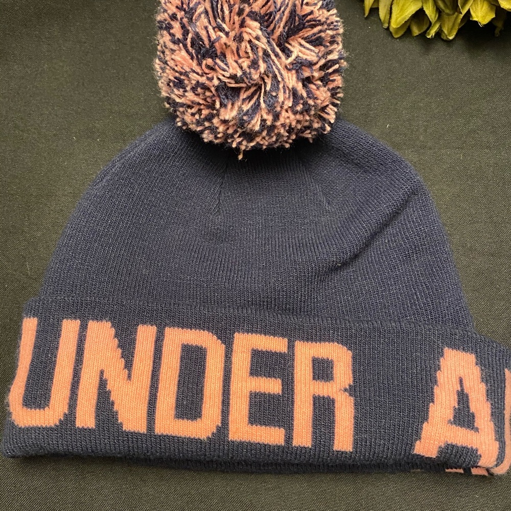 Under Armour- Blue/Pinkβ Beanie overdose PomPom Hat